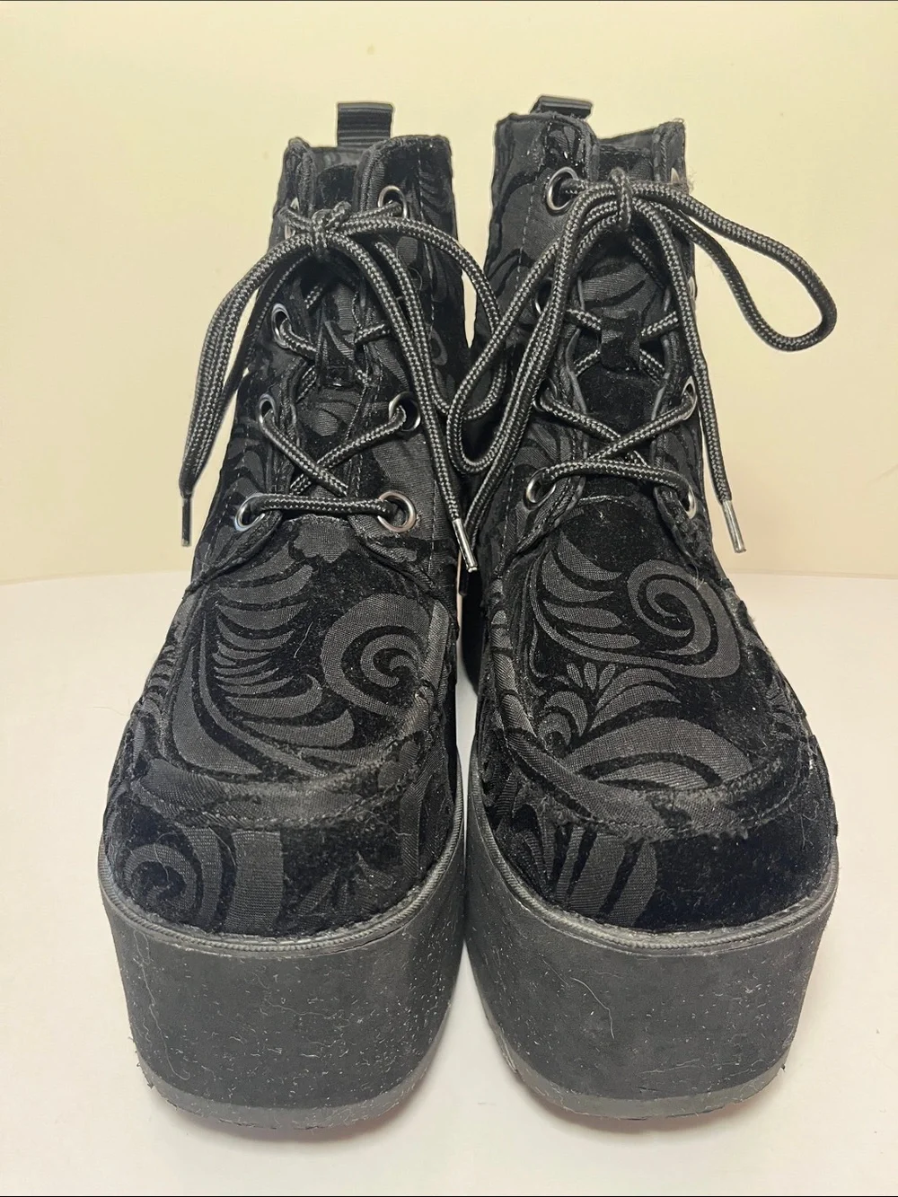 T.U.K. Velvet Burnout Nosebleeds Ankle Boots, size 9, black platforms